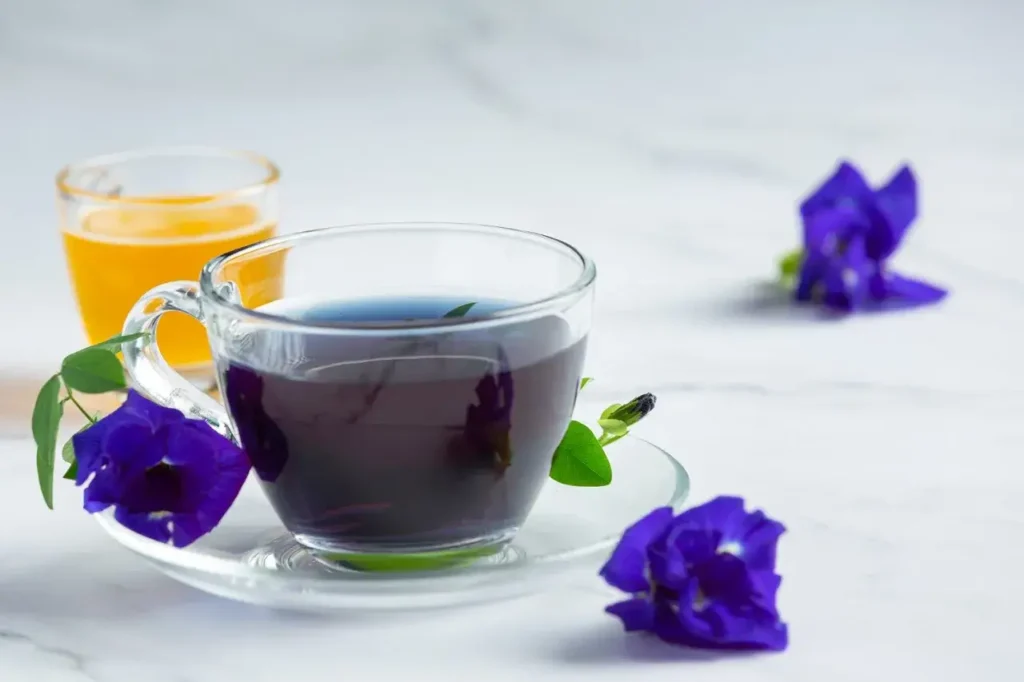 butterfly pea flower tea lemonade