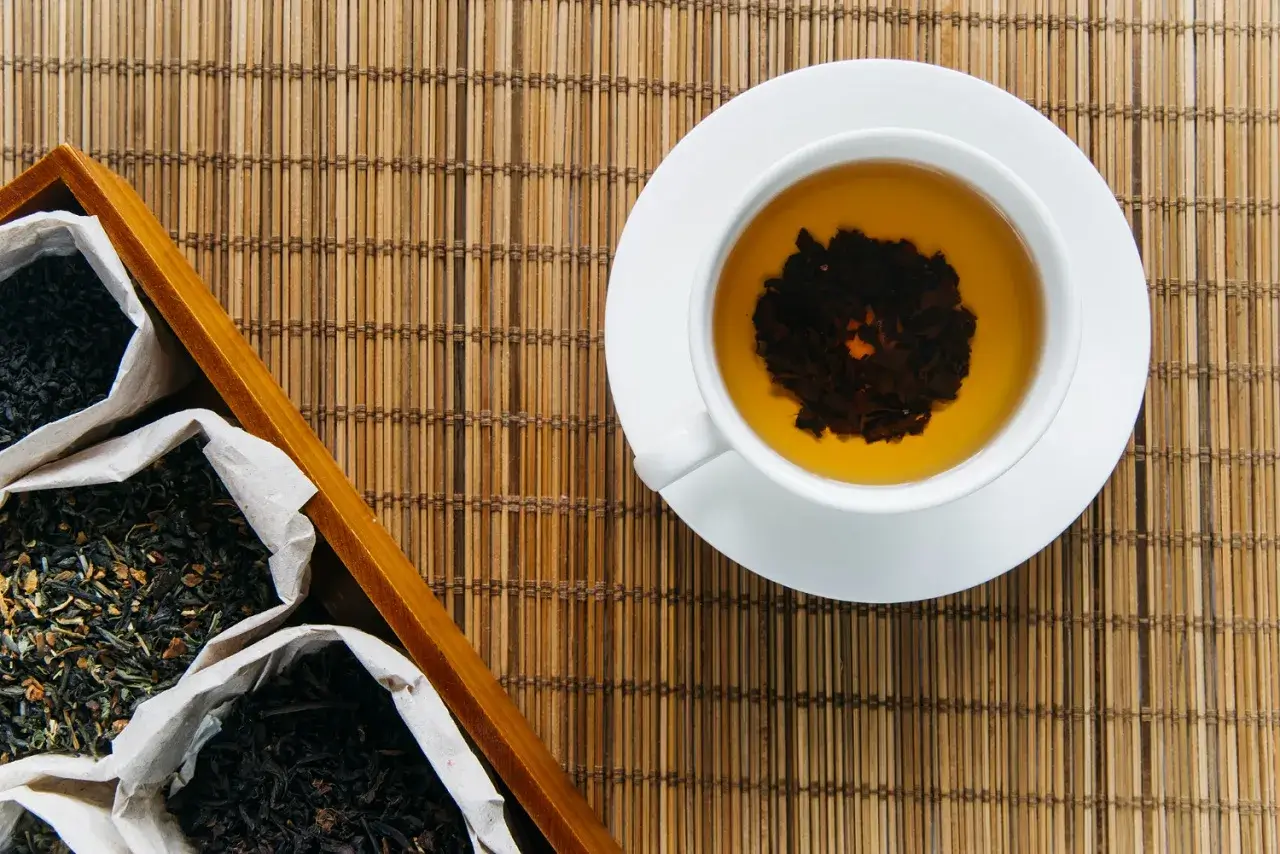 Lapsang Souchong Tea: 5 Benefits of This Bold Smoked Tea