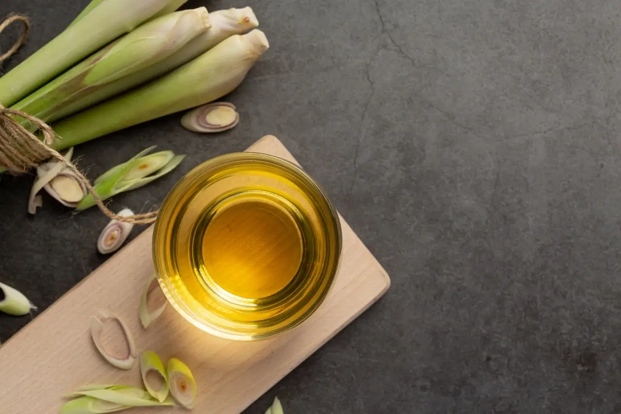 Lemongrass Tea and Pregnancy: 5 Important Things to Know